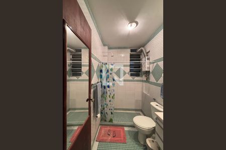 Banheiro social de apartamento à venda com 1 quarto, 50m² em Copacabana, Rio de Janeiro