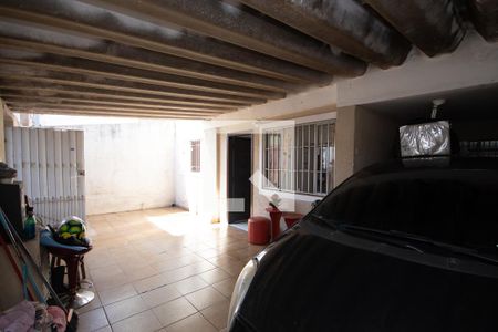 Garagem de casa à venda com 6 quartos, 200m² em Vila Ede, São Paulo
