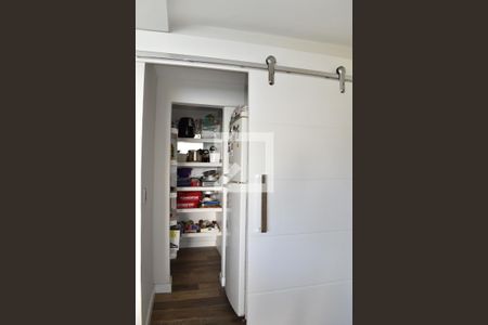 Despensa de casa para alugar com 4 quartos, 540m² em Cascatinha, Curitiba