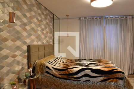 Suíte de casa para alugar com 4 quartos, 540m² em Cascatinha, Curitiba