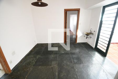 Sala  de casa à venda com 3 quartos, 145m² em Jardim Flamboyant, Campinas