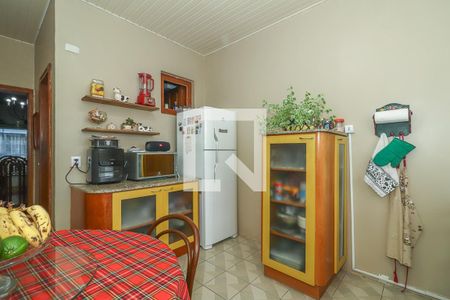 Cozinha de casa à venda com 4 quartos, 278m² em Vila Jardim, Porto Alegre