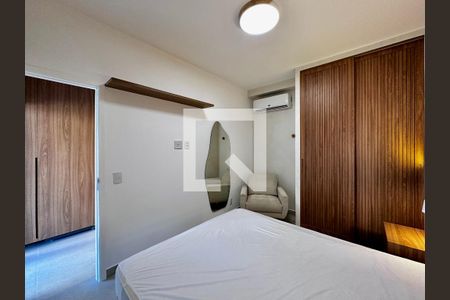 Quarto de apartamento à venda com 1 quarto, 53m² em Jardim das Acacias, São Paulo