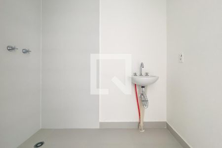 Banheiro de kitnet/studio à venda com 1 quarto, 21m² em Vila Mariana, São Paulo