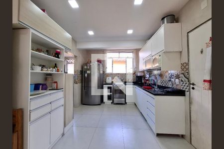 Cozinha de apartamento à venda com 4 quartos, 110m² em Botafogo, Rio de Janeiro
