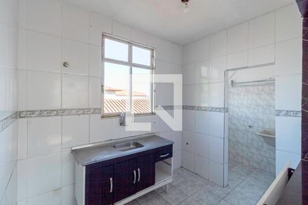 Cozinha de casa de condomínio à venda com 2 quartos, 55m² em Parque Xangri-lá, Contagem
