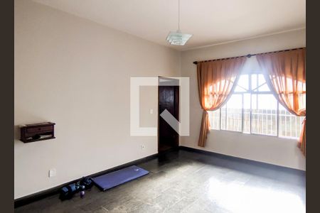 Copa de casa à venda com 4 quartos, 185m² em Ipiranga, Belo Horizonte
