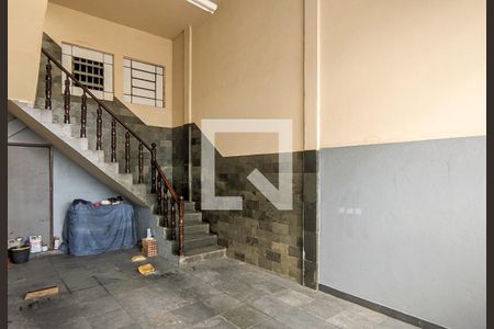 Garagem de casa à venda com 4 quartos, 185m² em Ipiranga, Belo Horizonte