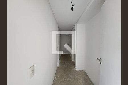Corredor de apartamento para alugar com 5 quartos, 245m² em Ibirapuera, São Paulo