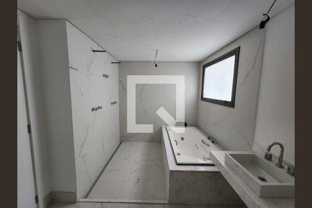 Banheiro Suíte master de apartamento para alugar com 5 quartos, 245m² em Ibirapuera, São Paulo