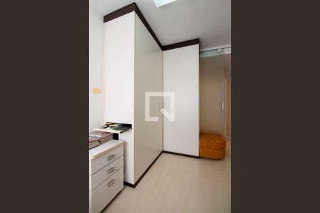 Quarto 1 de apartamento à venda com 2 quartos, 65m² em Itanhangá, Rio de Janeiro