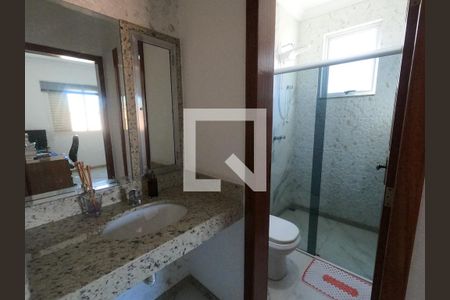 Banheiro Social de casa à venda com 5 quartos, 421m² em Ingá, Betim