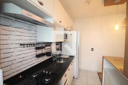 Sala / Cozinha de apartamento à venda com 2 quartos, 42m² em Vila Santa Maria, São Paulo