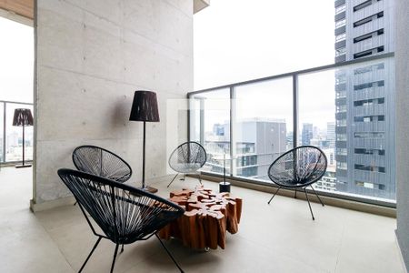 Área comum de apartamento para alugar com 4 quartos, 165m² em Jardim das Acacias, São Paulo