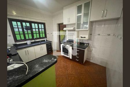 Casa à venda com 2 quartos, 100m² em Jardim Utinga, Santo André