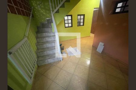 Casa à venda com 2 quartos, 100m² em Jardim Utinga, Santo André