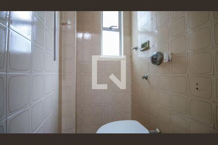 Banheiro de Serviço de apartamento à venda com 2 quartos, 100m² em Grajaú, Rio de Janeiro
