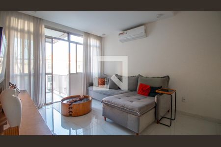 Sala de apartamento à venda com 2 quartos, 100m² em Grajaú, Rio de Janeiro
