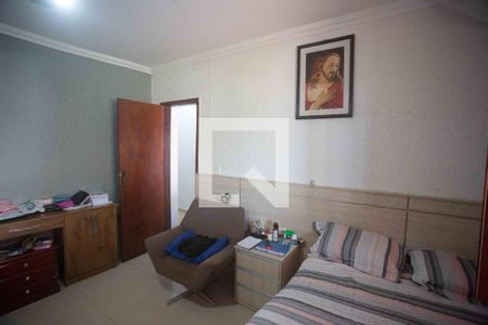 Suite de casa à venda com 3 quartos, 400m² em Estrela do Oriente, Belo Horizonte