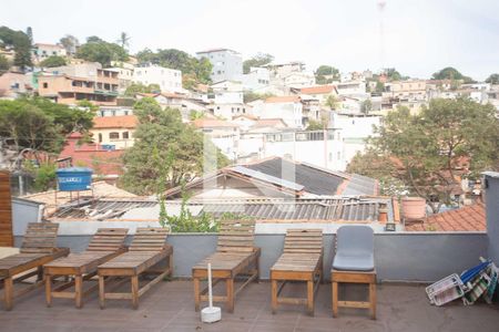 Area comum de casa à venda com 3 quartos, 400m² em Estrela do Oriente, Belo Horizonte