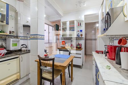 Cozinha de apartamento à venda com 4 quartos, 186m² em Centro Histórico, Porto Alegre