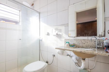 Banheiro da Suíte de casa à venda com 3 quartos, 310m² em Conceicao, Osasco
