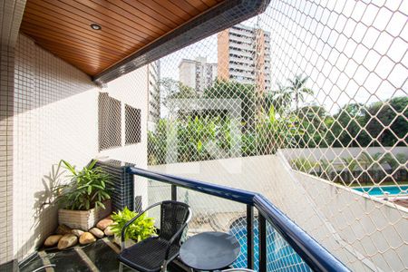 Varanda da sala de apartamento à venda com 4 quartos, 211m² em Jardim, Santo André
