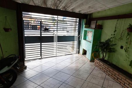 Garagem de casa à venda com 3 quartos, 127m² em Jardim Santa Mena, Guarulhos