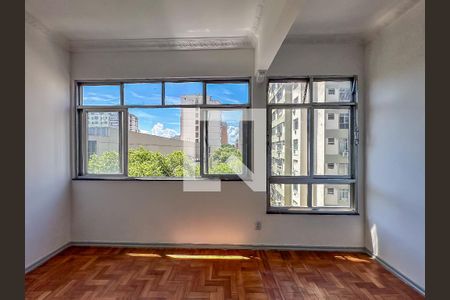 Sala de apartamento para alugar com 2 quartos, 90m² em Centro, Rio de Janeiro