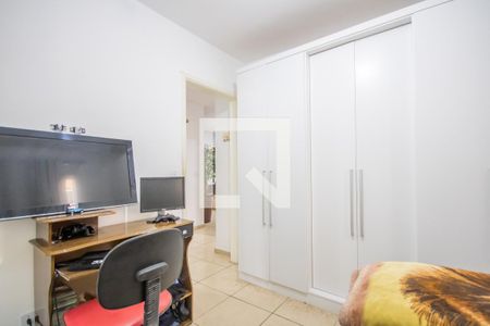 Quarto 2 de apartamento para alugar com 2 quartos, 48m² em Metalúrgicos, Osasco