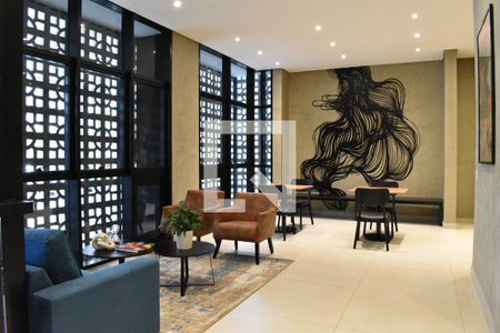Hall social de kitnet/studio para alugar com 1 quarto, 25m² em Centro, Curitiba