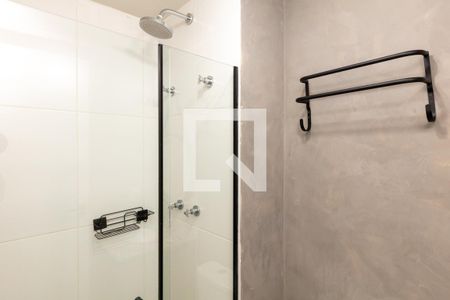 Banheiro de kitnet/studio à venda com 1 quarto, 25m² em República, São Paulo