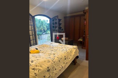 Casa à venda com 4 quartos, 200m² em Maravista, Niterói