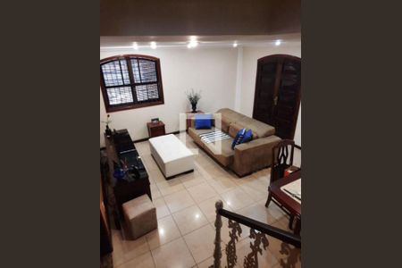 Casa à venda com 4 quartos, 200m² em Maravista, Niterói