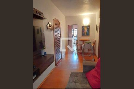 Casa à venda com 4 quartos, 77m² em Jardim das Vertentes, São Paulo