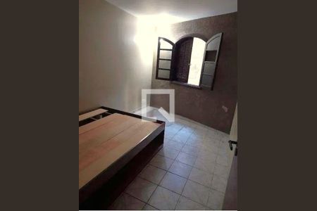 Casa à venda com 4 quartos, 77m² em Jardim das Vertentes, São Paulo