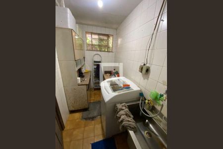 Casa à venda com 4 quartos, 300m² em Maria Paula, Niterói