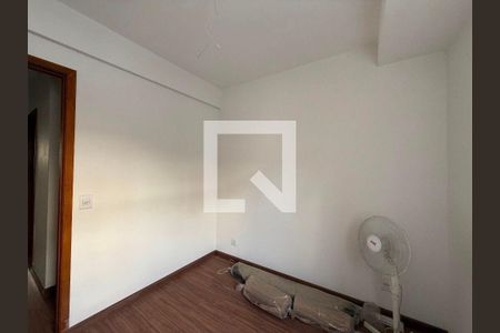 Casa à venda com 2 quartos, 72m² em Parque Sao Domingos, São Paulo