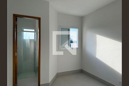 Casa à venda com 2 quartos, 93m² em Parque Sao Domingos, São Paulo