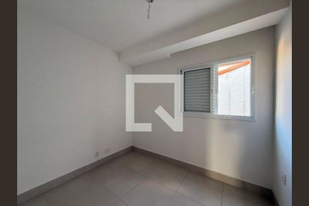 Casa à venda com 2 quartos, 93m² em Parque Sao Domingos, São Paulo