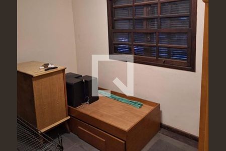 Casa à venda com 3 quartos, 170m² em Engenho do Mato, Niterói