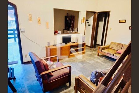 Casa à venda com 3 quartos, 170m² em Engenho do Mato, Niterói