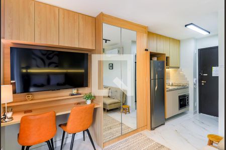 Sala/Quarto de kitnet/studio para alugar com 1 quarto, 26m² em Vila Cordeiro, São Paulo