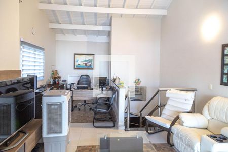 Escritório de casa à venda com 3 quartos, 216m² em Vila Augusta, Guarulhos
