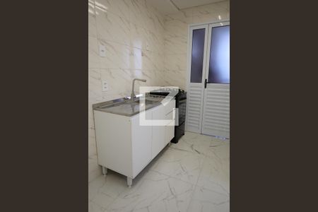 Cozinha de apartamento à venda com 2 quartos, 42m² em Vila Isa, São Paulo