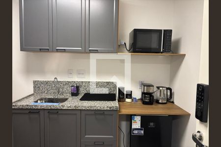 Cozinha de kitnet/studio para alugar com 1 quarto, 25m² em Pinheiros, São Paulo