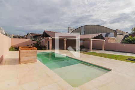 Área Externa de casa à venda com 5 quartos, 378m² em Vila Nova, Porto Alegre