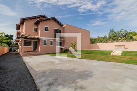 Área Externa de casa à venda com 5 quartos, 378m² em Vila Nova, Porto Alegre
