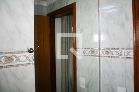 Banheiro da Suíte 1 de apartamento para alugar com 1 quarto, 50m² em Vila Caiçara, Praia Grande