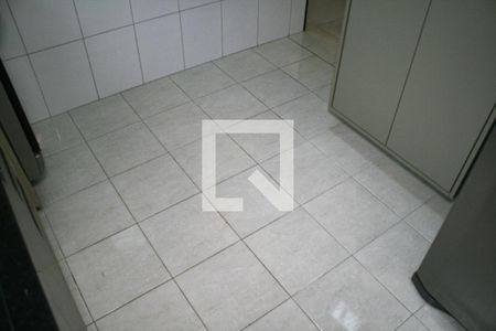 Cozinha de apartamento para alugar com 1 quarto, 50m² em Vila Caiçara, Praia Grande